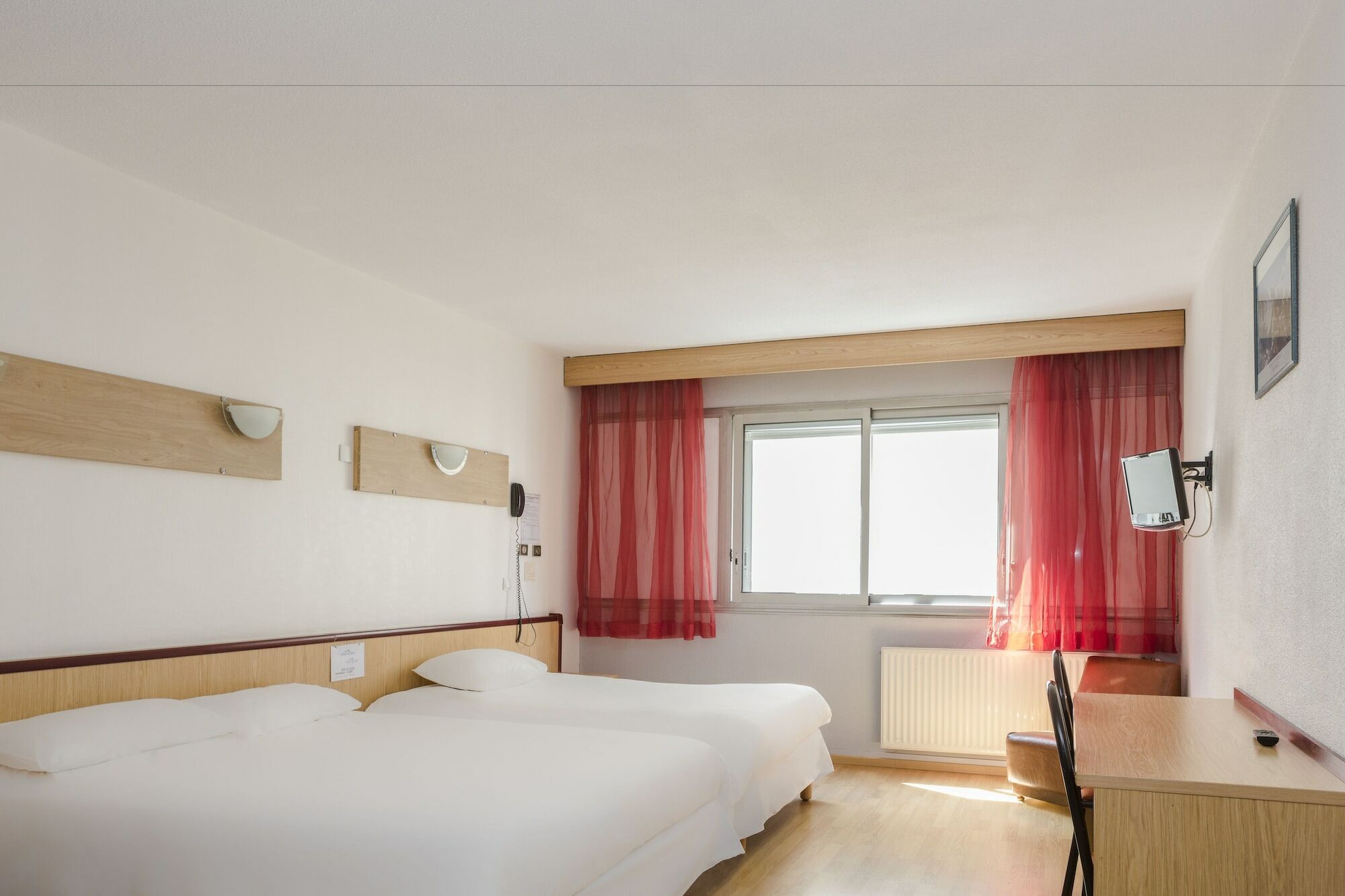 Kyriad Direct Grenoble Exterior photo